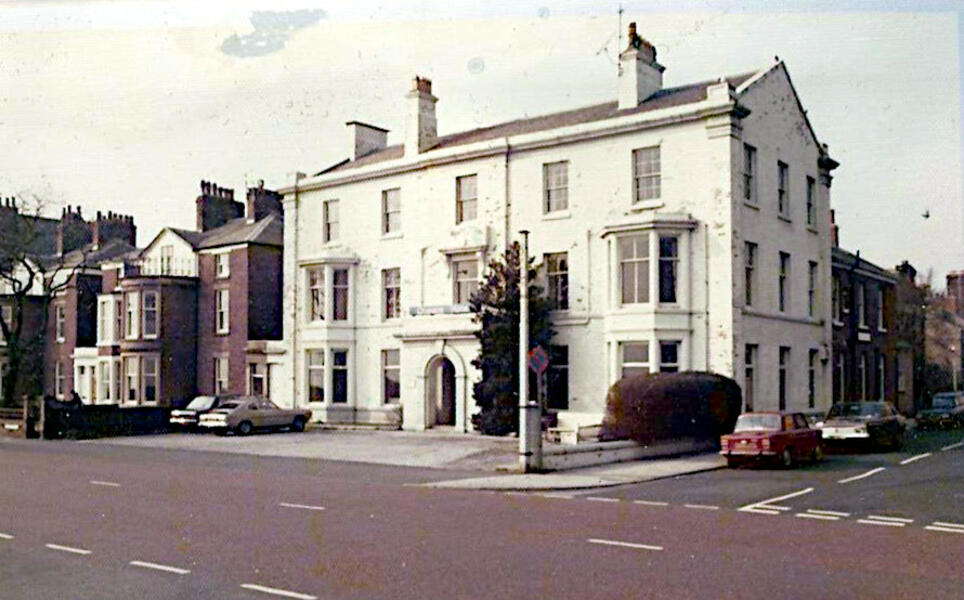Queen's hotel